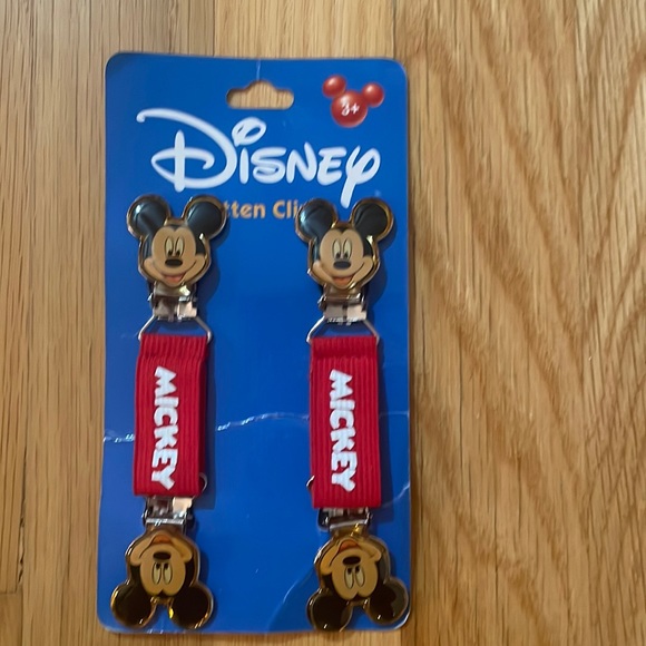 BNIP Disney Mickey Mouse Mitten Clips - Picture 1 of 2